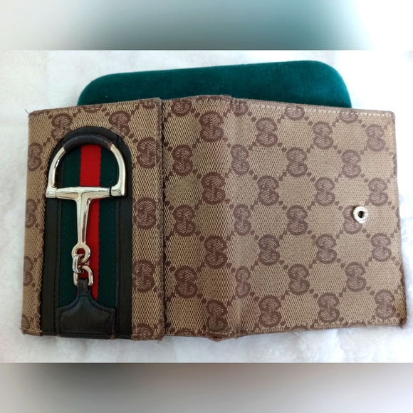 Gucci Horsebit Wallet - Picture 10 of 13